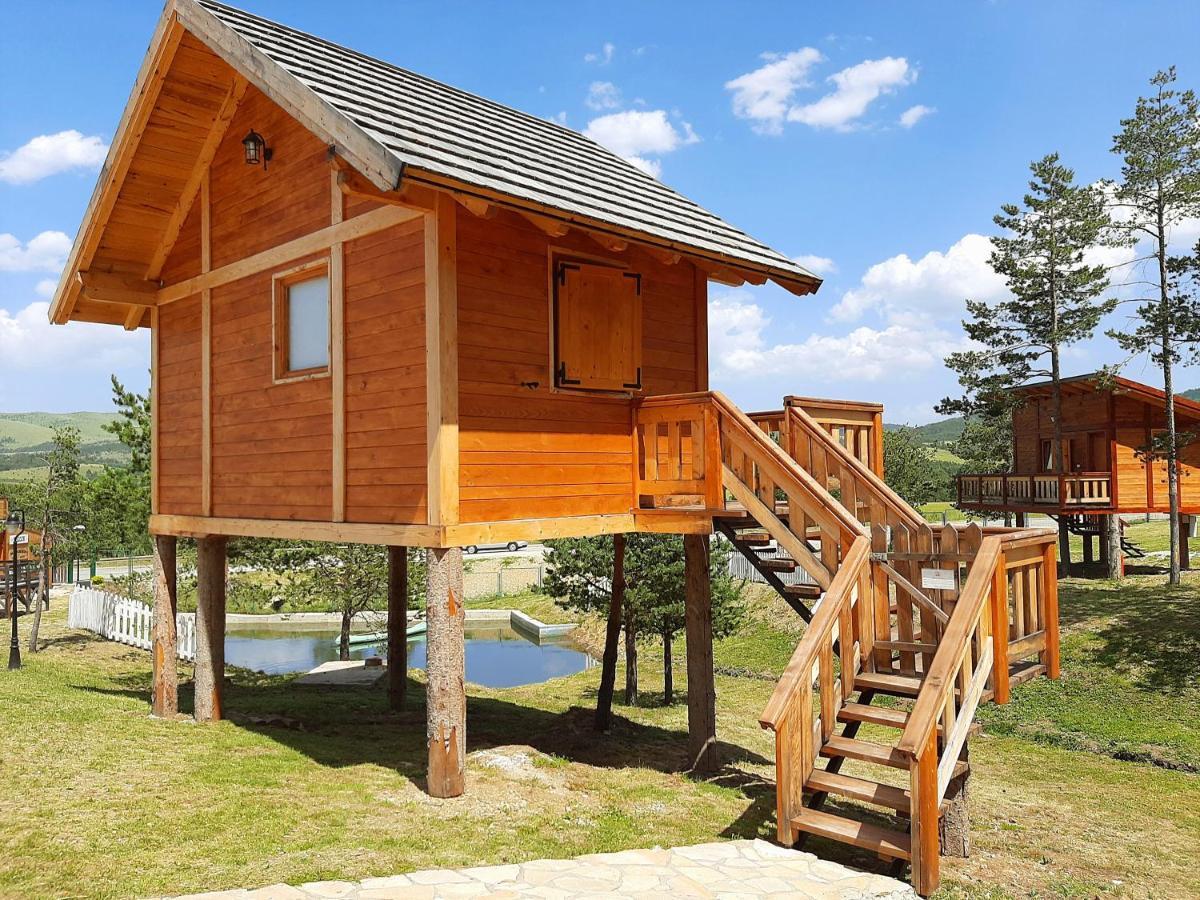 El Paso City Zlatibor: Wild West Treehouse Cottages Exterior photo