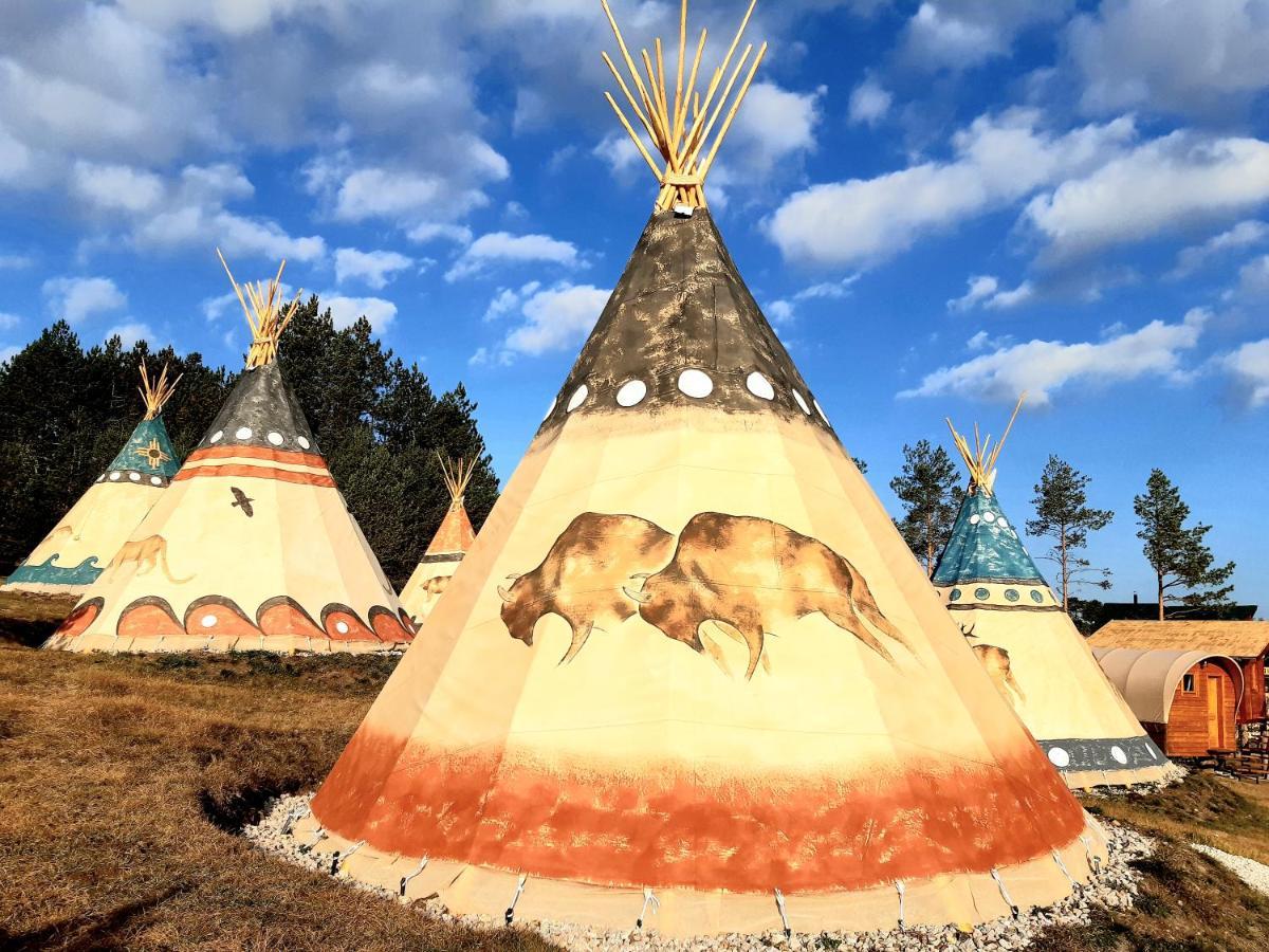 El Paso City Zlatibor: Wild West Treehouse Cottages Exterior photo