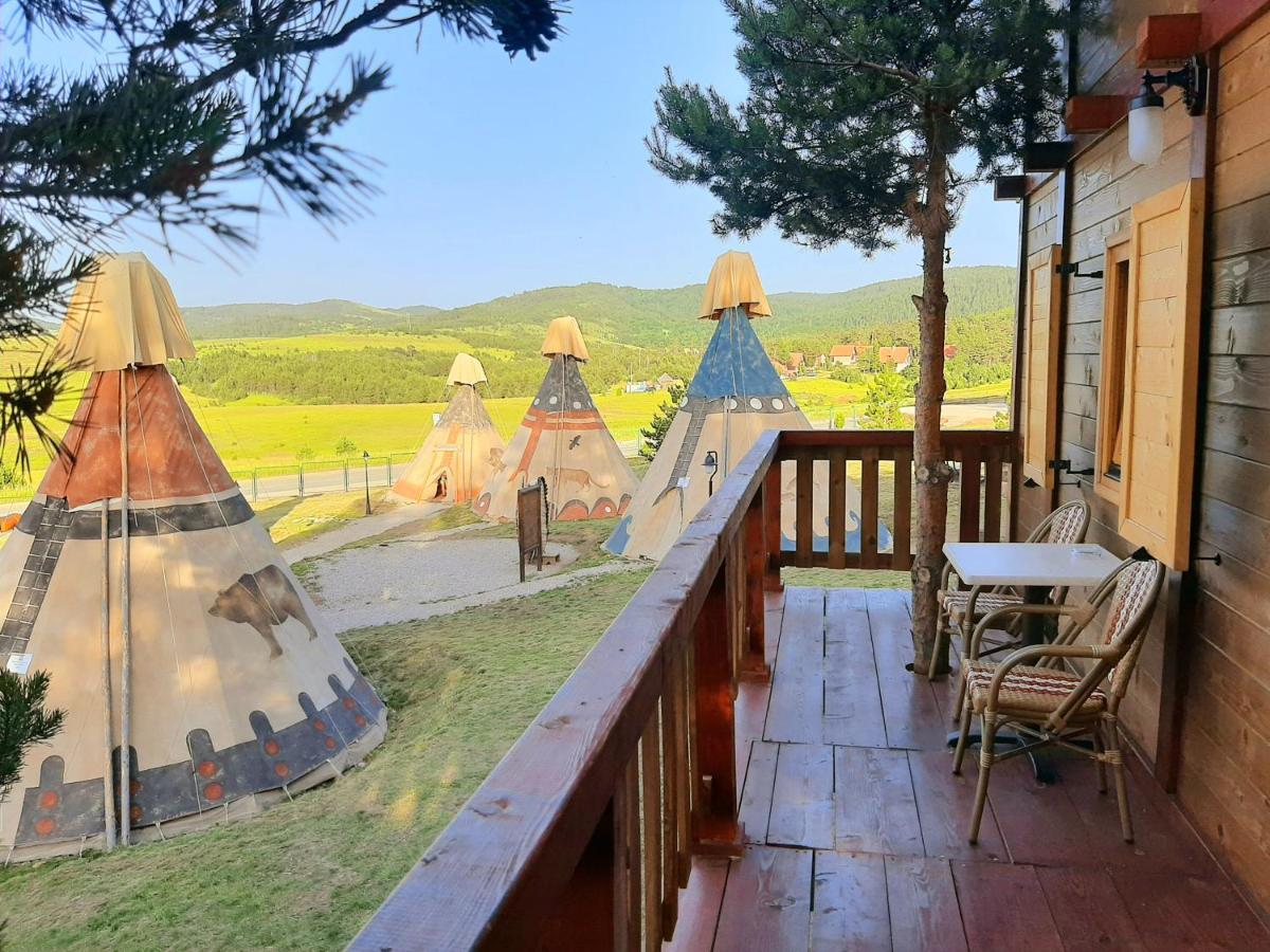 El Paso City Zlatibor: Wild West Treehouse Cottages Exterior photo